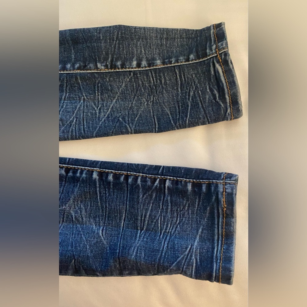 MIAMI…WOMENS Distressed Blue Jeans - Picture 16 of 16